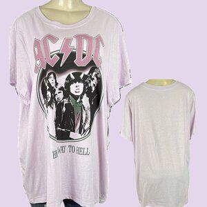 Vinyl Icons +3 Pale Lilac Crew AC/DC Highway To Hell Graphic Short Sleeve Tee